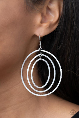 Earrings Colorfully Circulating - White E2484