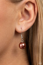 Load image into Gallery viewer, Necklaces Yacht Catch - Brown