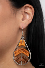 Load image into Gallery viewer, Earrings Nice Threads - Orange E2399