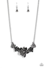 Load image into Gallery viewer, Necklaces Botanical Breeze - Silver N153