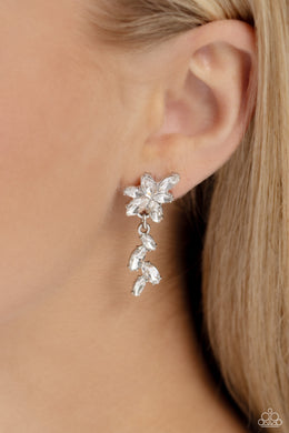 Earrings Goddess Grove - White