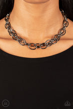 Load image into Gallery viewer, Necklaces Tough Crowd - Black N2232