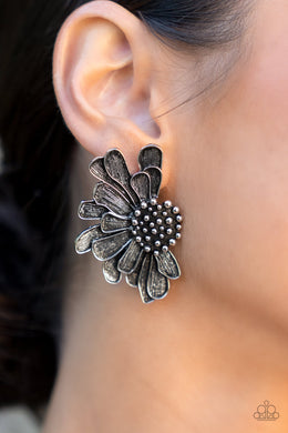 Earrings Farmstead Meadow - Silver LOP E2174