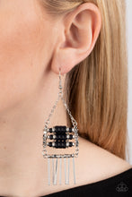 Load image into Gallery viewer, Earrings Tribal Tapestry - Black E327
