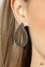 Load image into Gallery viewer, Earrings Diva Dust - Black E424