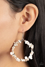 Load image into Gallery viewer, Earrings Mineral Mantra - White E097