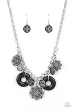 Load image into Gallery viewer, Necklace Western Zen - Black N2268
