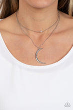 Load image into Gallery viewer, Necklaces Modern Moonbeam - White