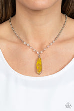 Load image into Gallery viewer, Necklaces Magical Remedy - Yellow N266