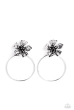 Load image into Gallery viewer, Earrings Buttercup Bliss - Silver LOP E394