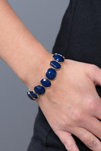 Load image into Gallery viewer, Bracelets Whimsical Glow - Blue B102