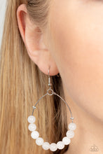 Load image into Gallery viewer, Earrings Catch a Breeze - White E2206