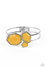 Load image into Gallery viewer, Bracelets Tourist TRAPEZOID - Yellow B074