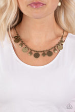 Load image into Gallery viewer, Necklaces Model Medallions - Brass