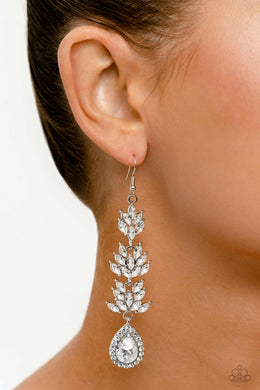 Earrings Water Lily Whimsy - White LOP E2203