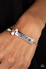 Load image into Gallery viewer, Bracelets Flirting with Faith - Green Inspirational B2181