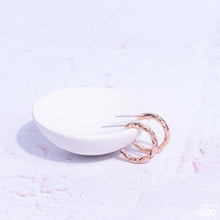 Load image into Gallery viewer, Earrings Triumphantly Textured - Rose Gold MINI S106