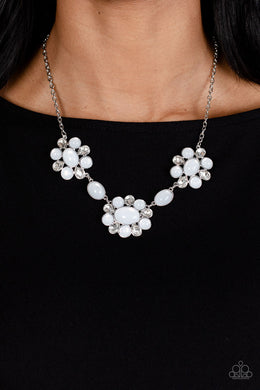 Necklace Your Chariot Awaits - White N2302