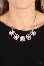 Load image into Gallery viewer, Necklaces Pearly Pond - Pink N2331