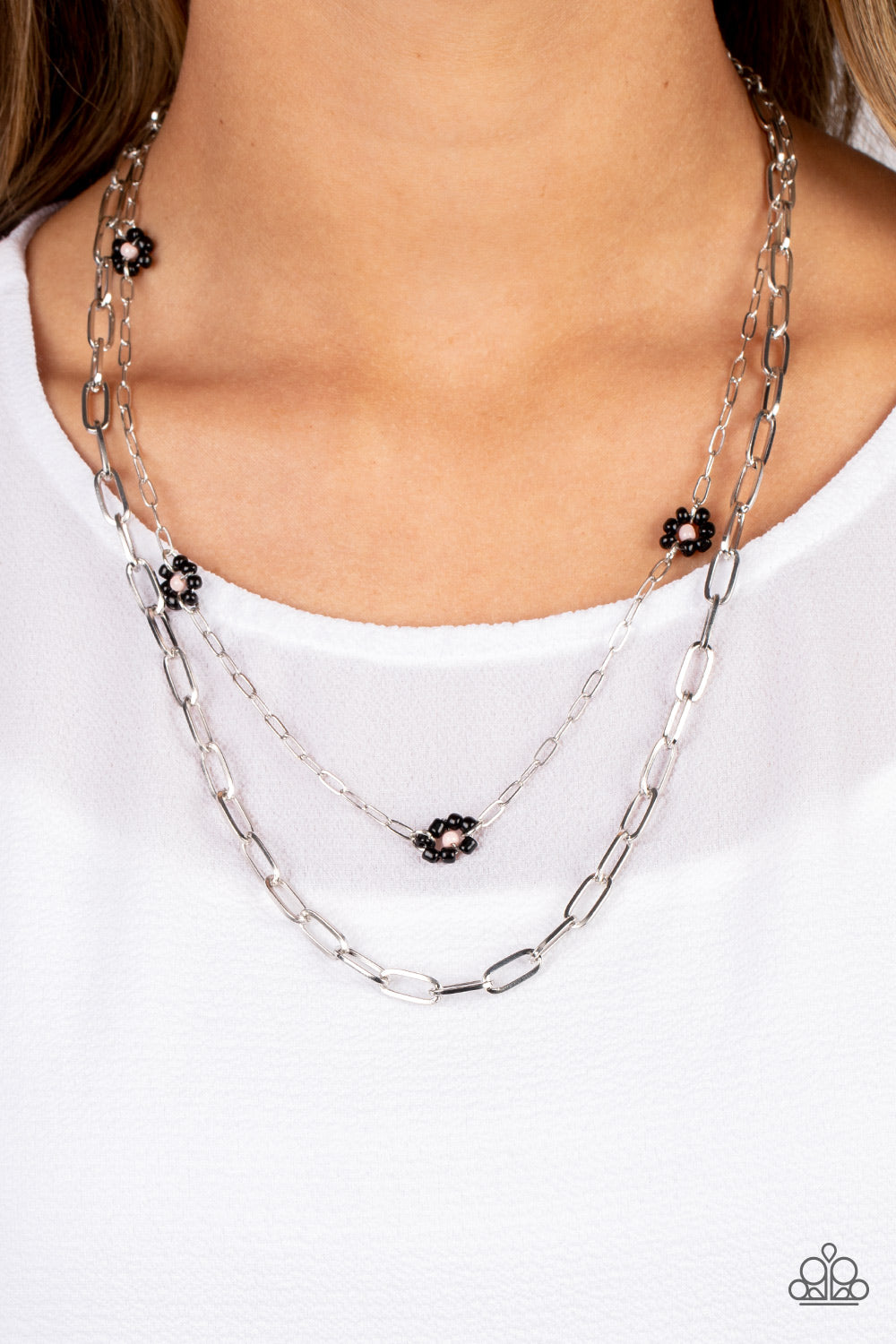 Necklaces Bold Buds - Black N2249
