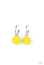 Load image into Gallery viewer, Earrings Subtle Smile - Yellow E2252