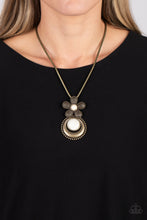 Load image into Gallery viewer, Necklace Bohemian Blossom - Brass SETC