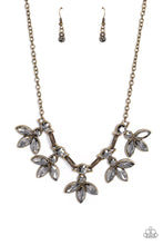 Load image into Gallery viewer, Necklace Dauntlessly Debonair - Brass N2171