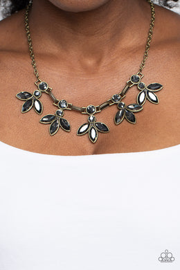 Necklace Dauntlessly Debonair - Brass N2171