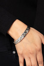 Load image into Gallery viewer, Bracelet Starburst Shimmer - Orange B047