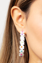 Load image into Gallery viewer, Necklaces Daisy Disposition - Multi E445