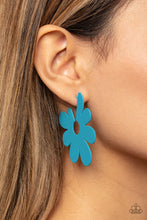 Load image into Gallery viewer, Earrings Flower Power Fantasy - Blue E516