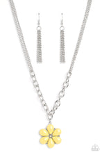 Load image into Gallery viewer, Necklace Dazzling Dahlia - Yellow N194