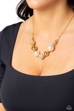 Necklaces Caliber Choreographer - Gold Pearl N2392