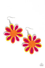 Load image into Gallery viewer, Earrings Decorated Daisies - Pink E462