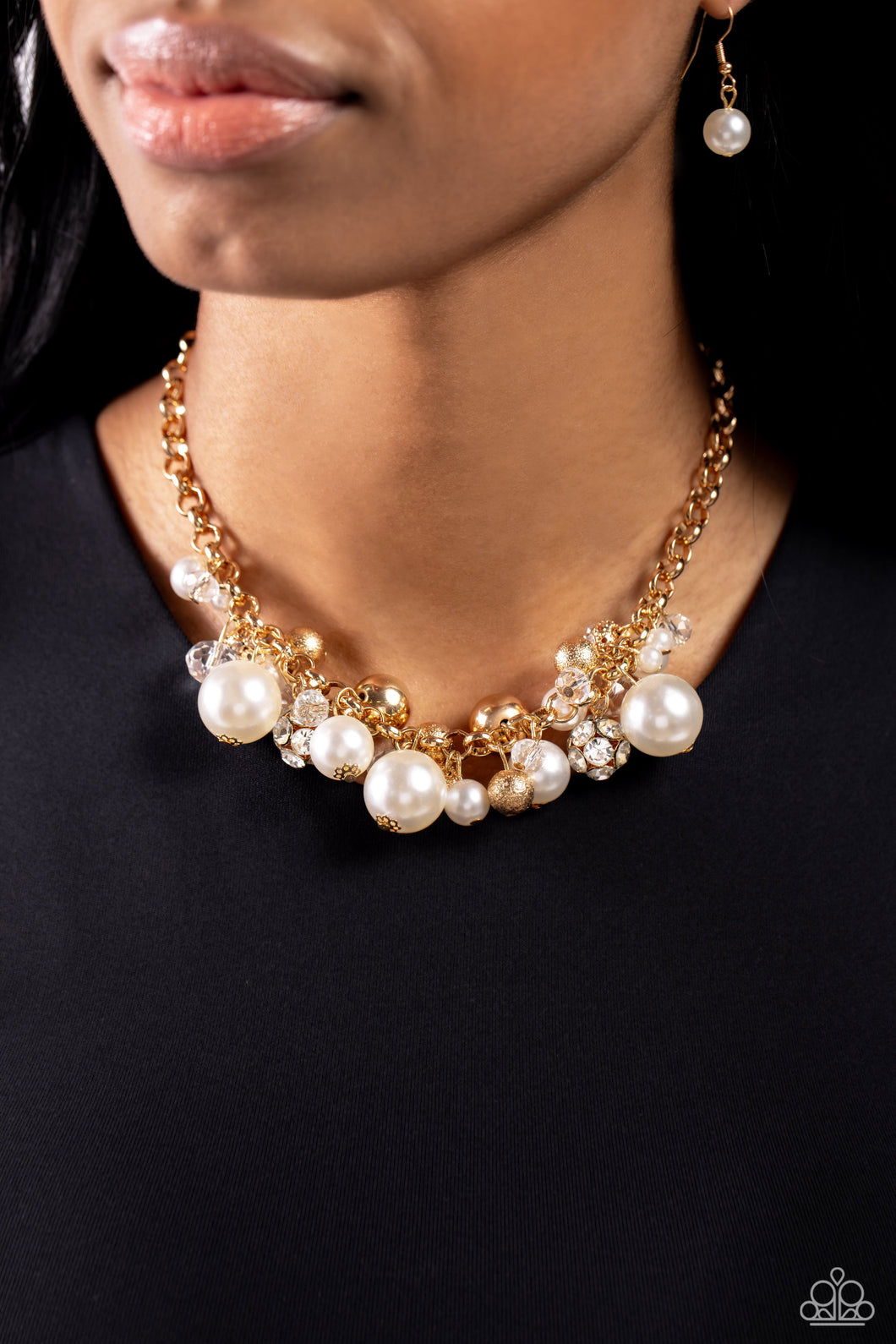 Necklaces Corporate Catwalk - Gold Pearl N2316
