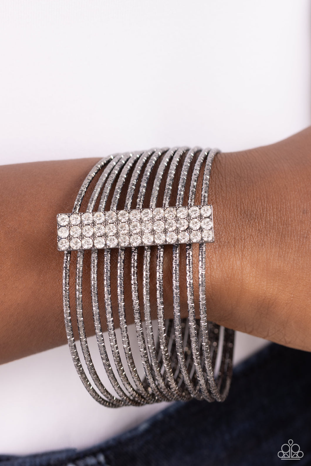 Bracelets Shimmery Silhouette - Black B2223