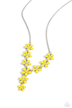 Load image into Gallery viewer, Necklaces Flowering Feature - Yellow N324