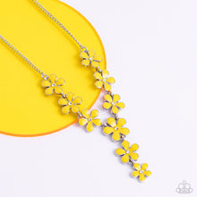 Load image into Gallery viewer, Necklaces Flowering Feature - Yellow N324