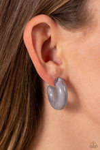 Load image into Gallery viewer, Earrings Acrylic Acclaim - Silver MINI E439
