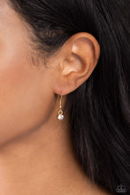 Load image into Gallery viewer, Necklaces Timeless Triumph - Gold