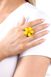 Embrace Groovy Genre - Yellow TRAY13 E34