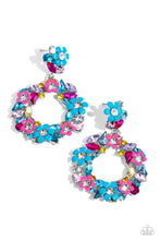Load image into Gallery viewer, Earrings Wreathed in Wildflowers - Blue E2372