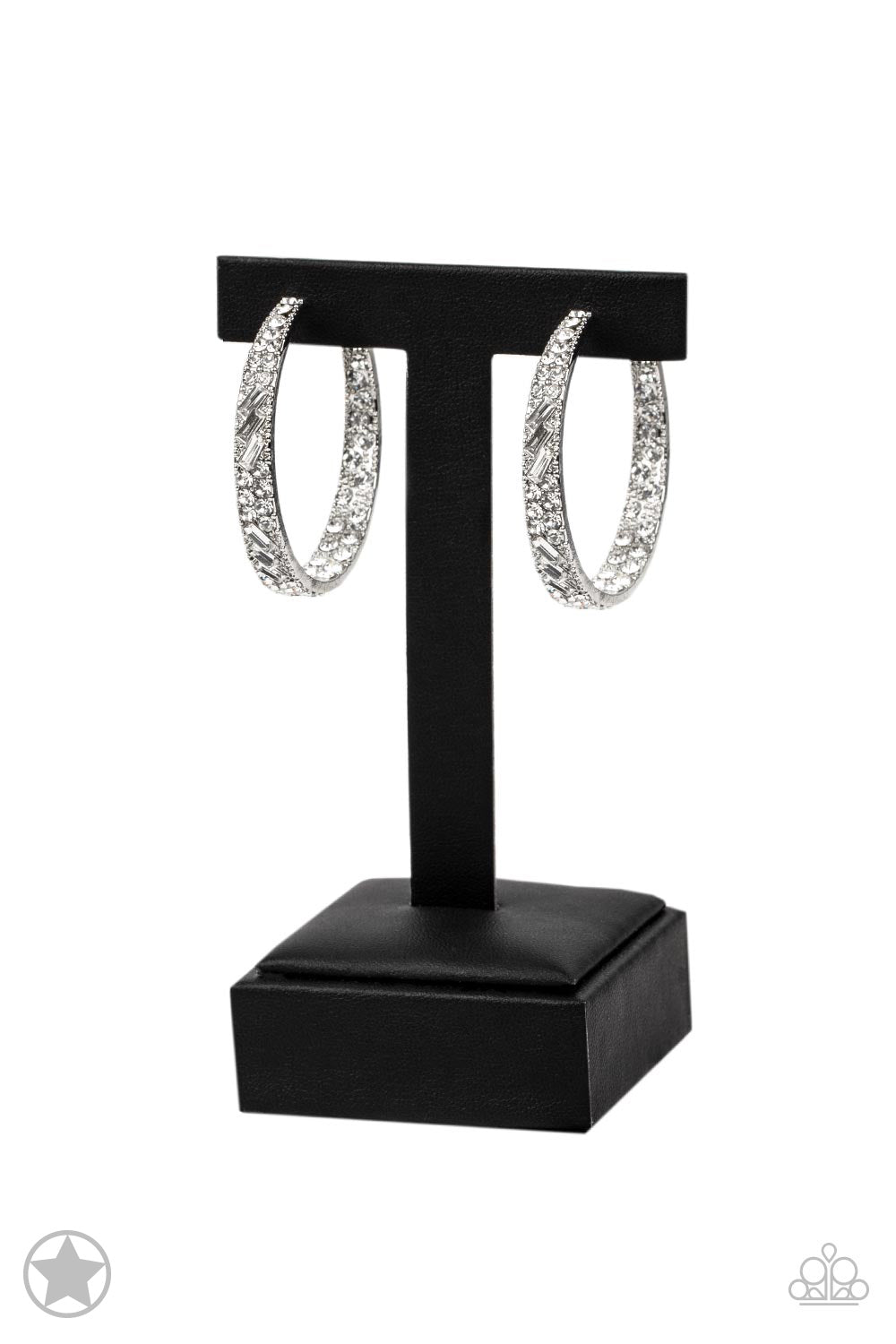 Earrings GLITZY By Association- White Blockbuster E2201